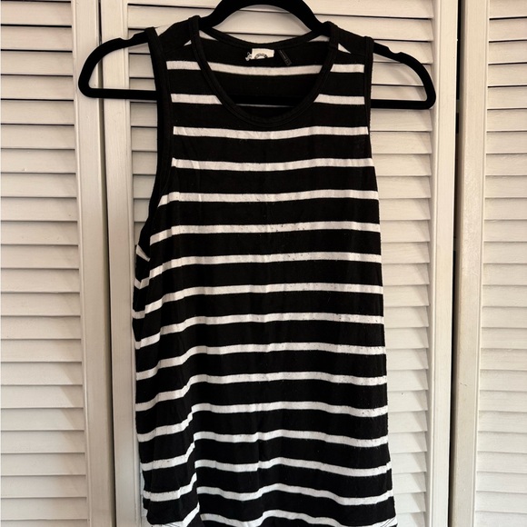 Classic Black and White Striped Women's Tank Top XL - Picture 2 of 4